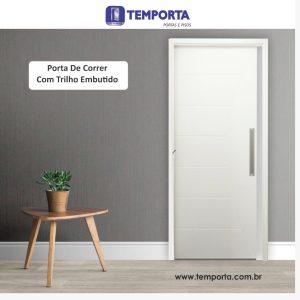 porta de correr branca com trilho embutido modelo frisado Temporta para ambientes internos